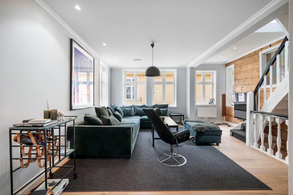 Bergen Vacations - Beautiful townhouse super Central in Bergen - 4 bedrooms 8 guests - Property Image 1