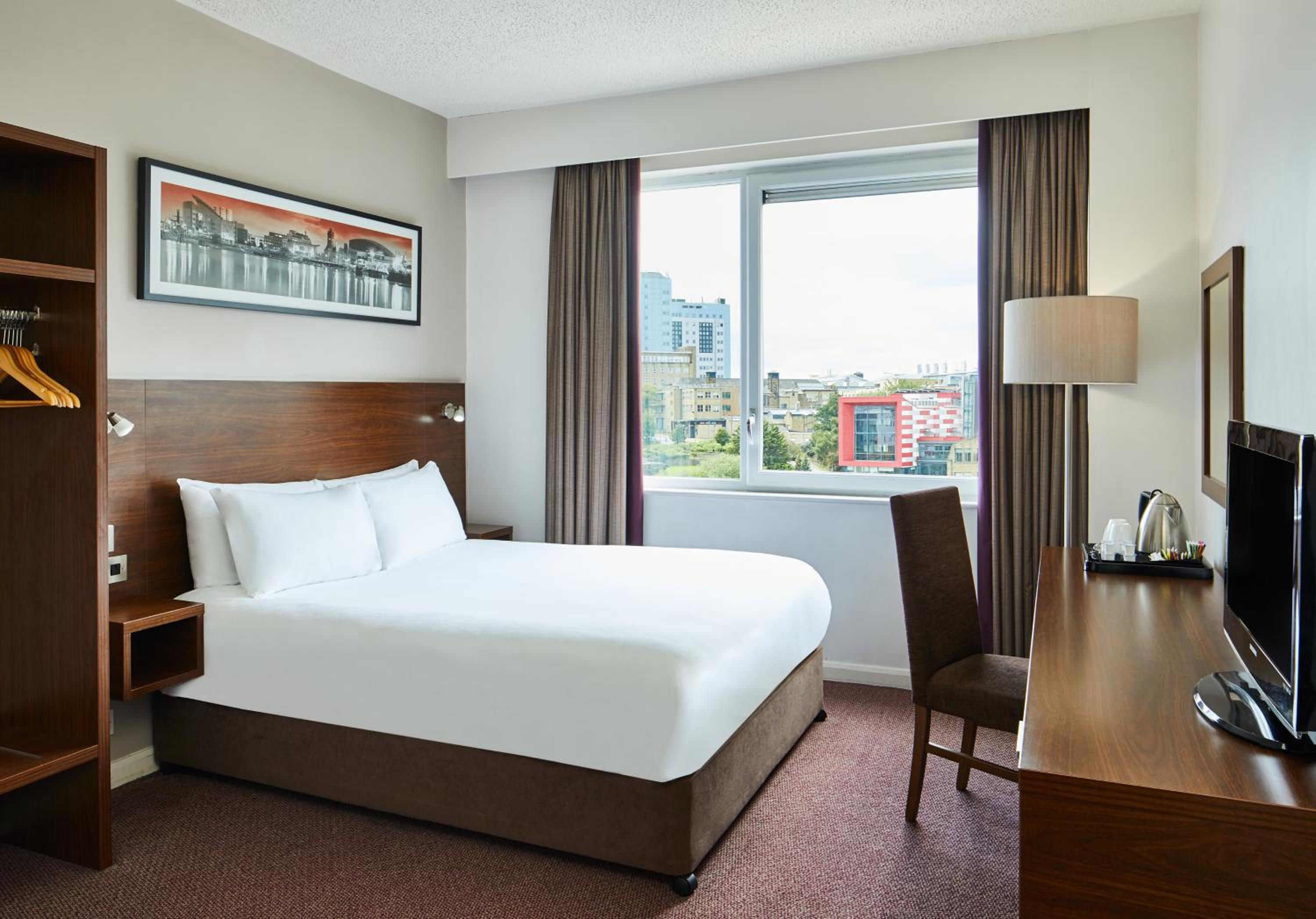 Bradford Vacations - Leonardo Hotel Bradford - Property Image 1