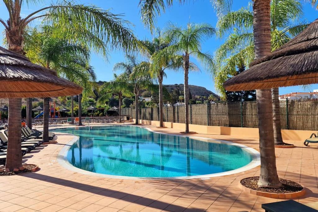 Luxury apartment at Baia da Luz view 3