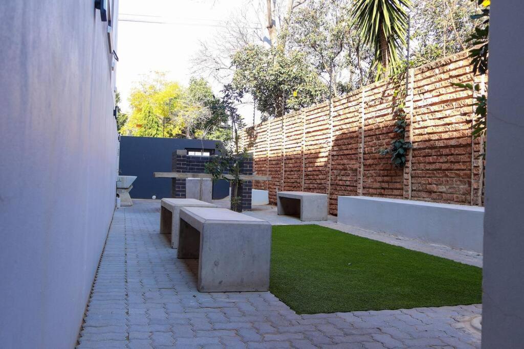 Meraki Apartments