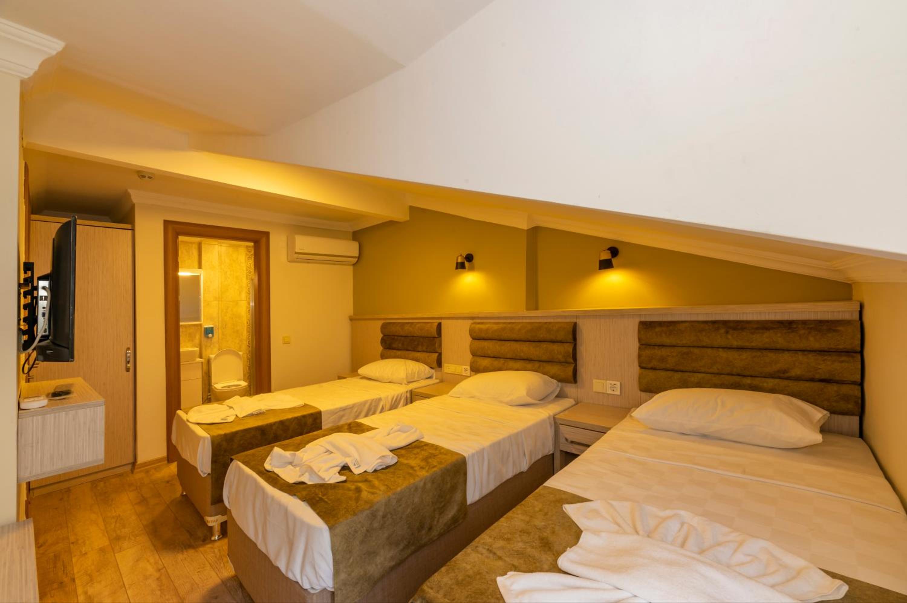 Bazaar Hotels Eski Şehir - Image 39