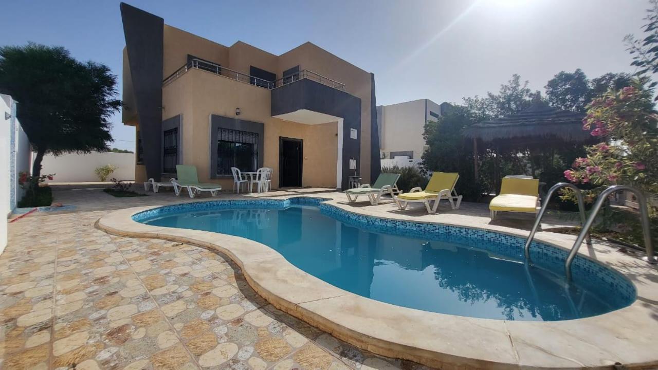 Villa Booling view 4