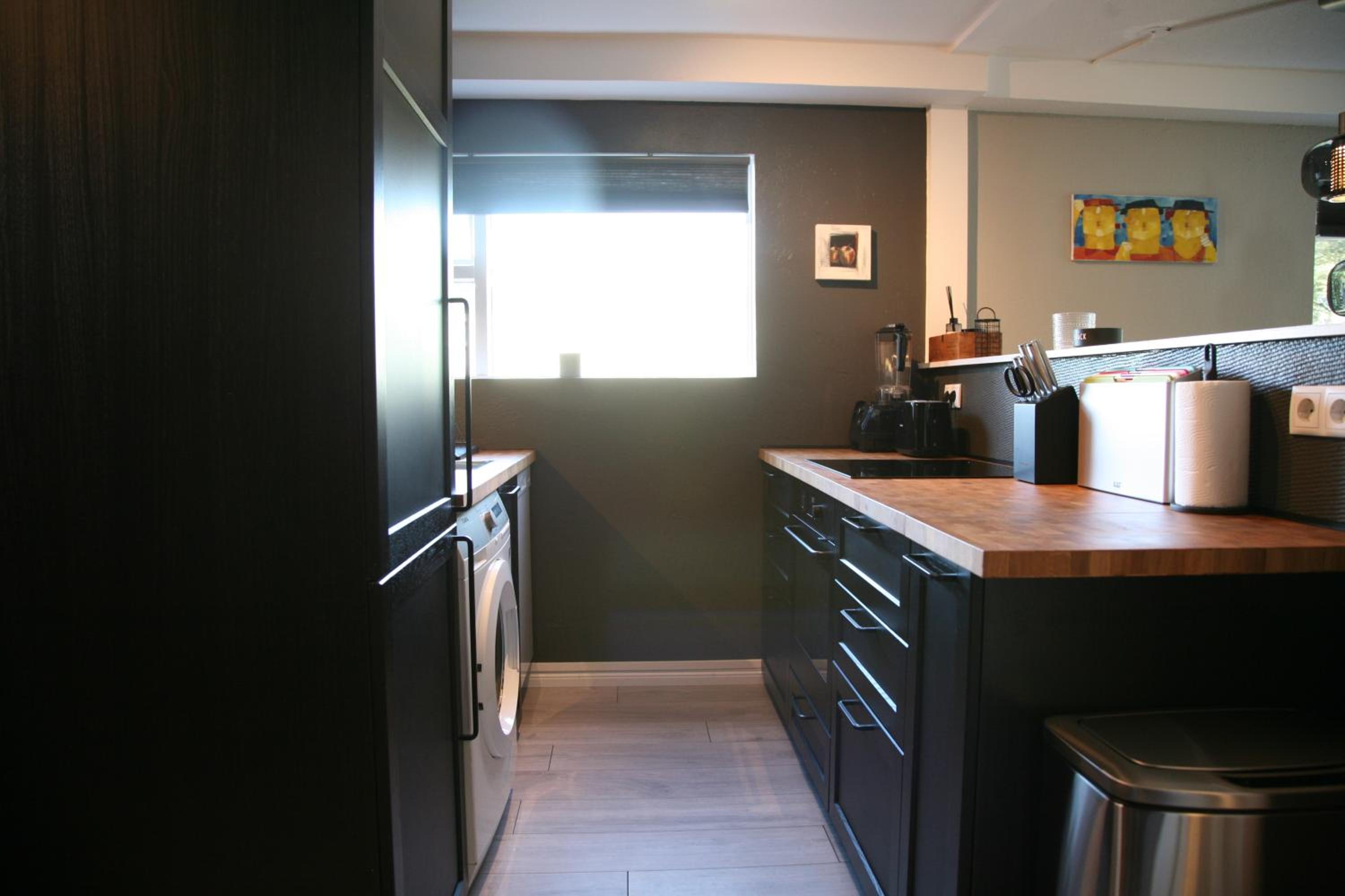Spacious & refurbished 1 bedroom apartment in suburban Reykjavik