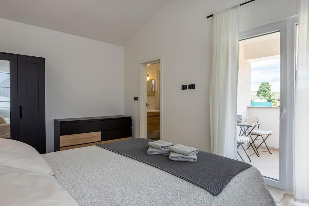 Photo 36