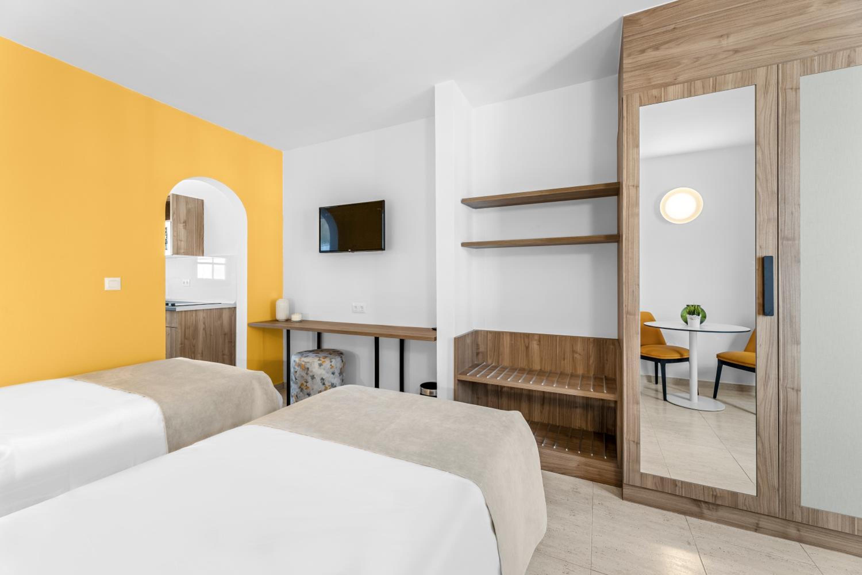 Apartamentos Tropicana