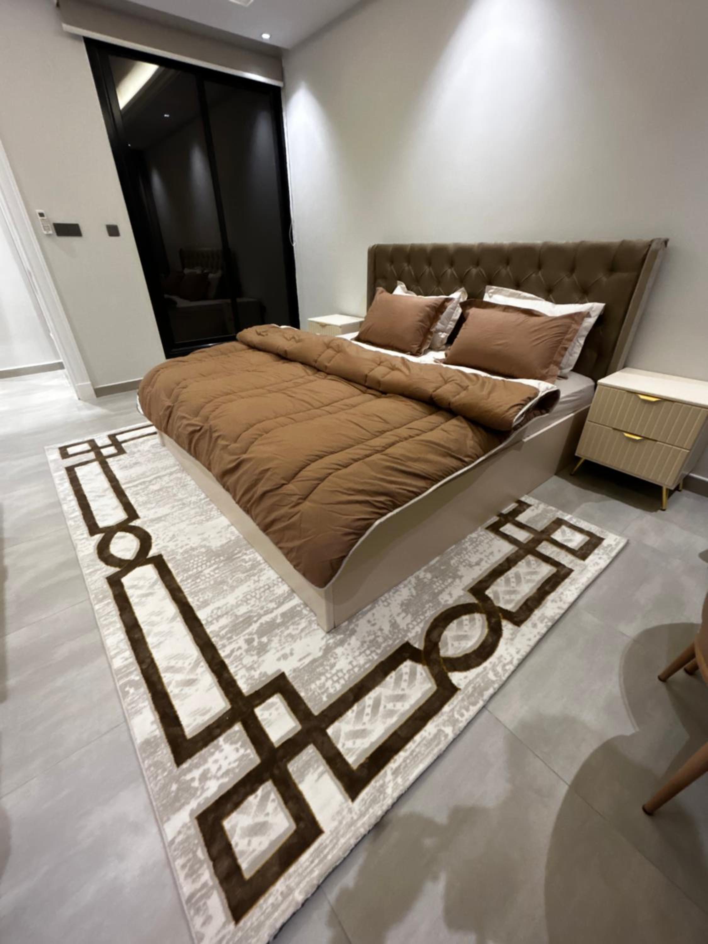 Self check in Unique 3 Bedrooms Apartment