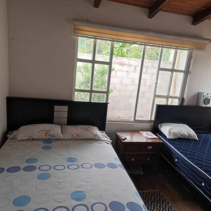 Casa con Piscina en Nanegalito