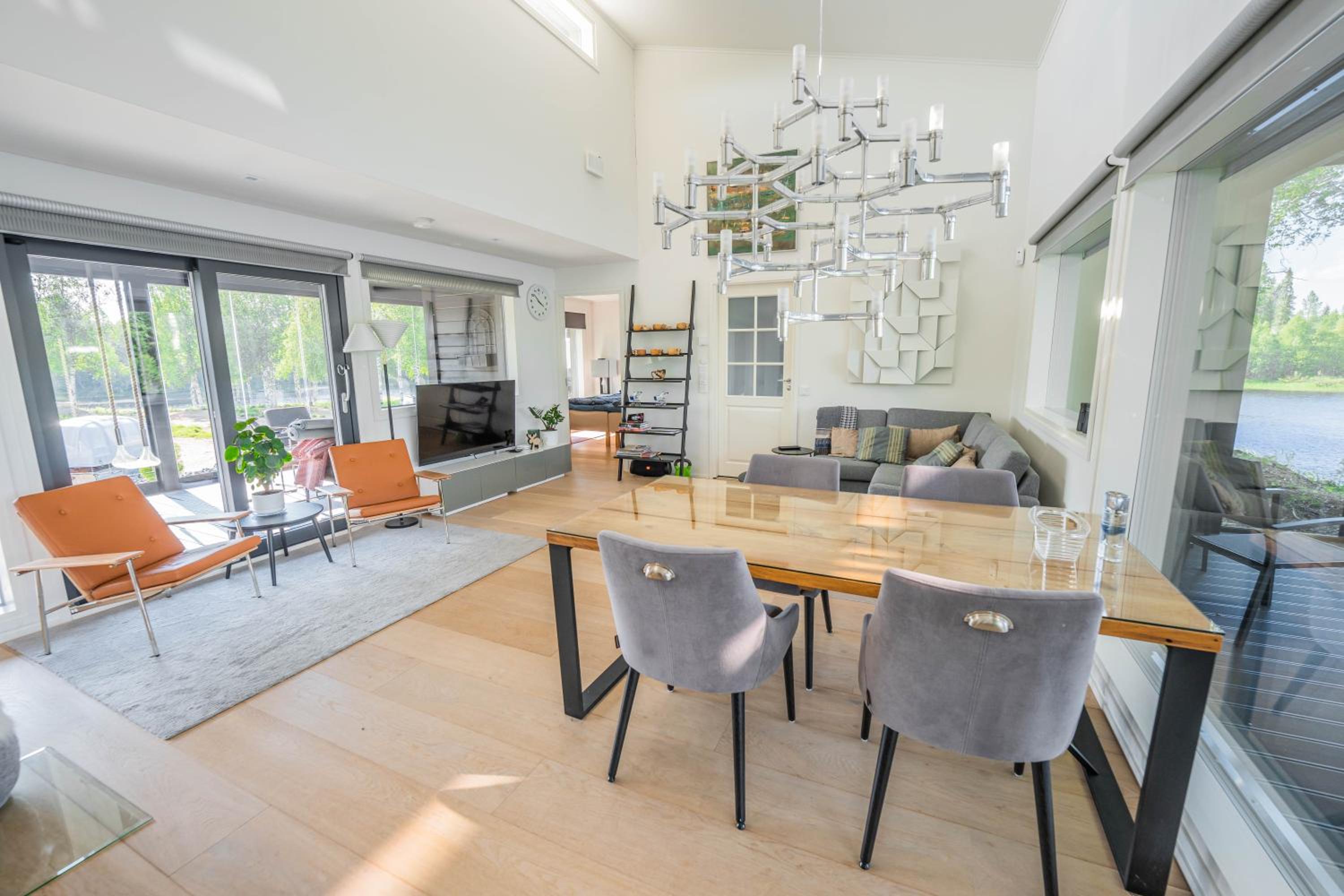 Exclusive Villa Wikkelä Ranua with Sauna & Jacuzzi
