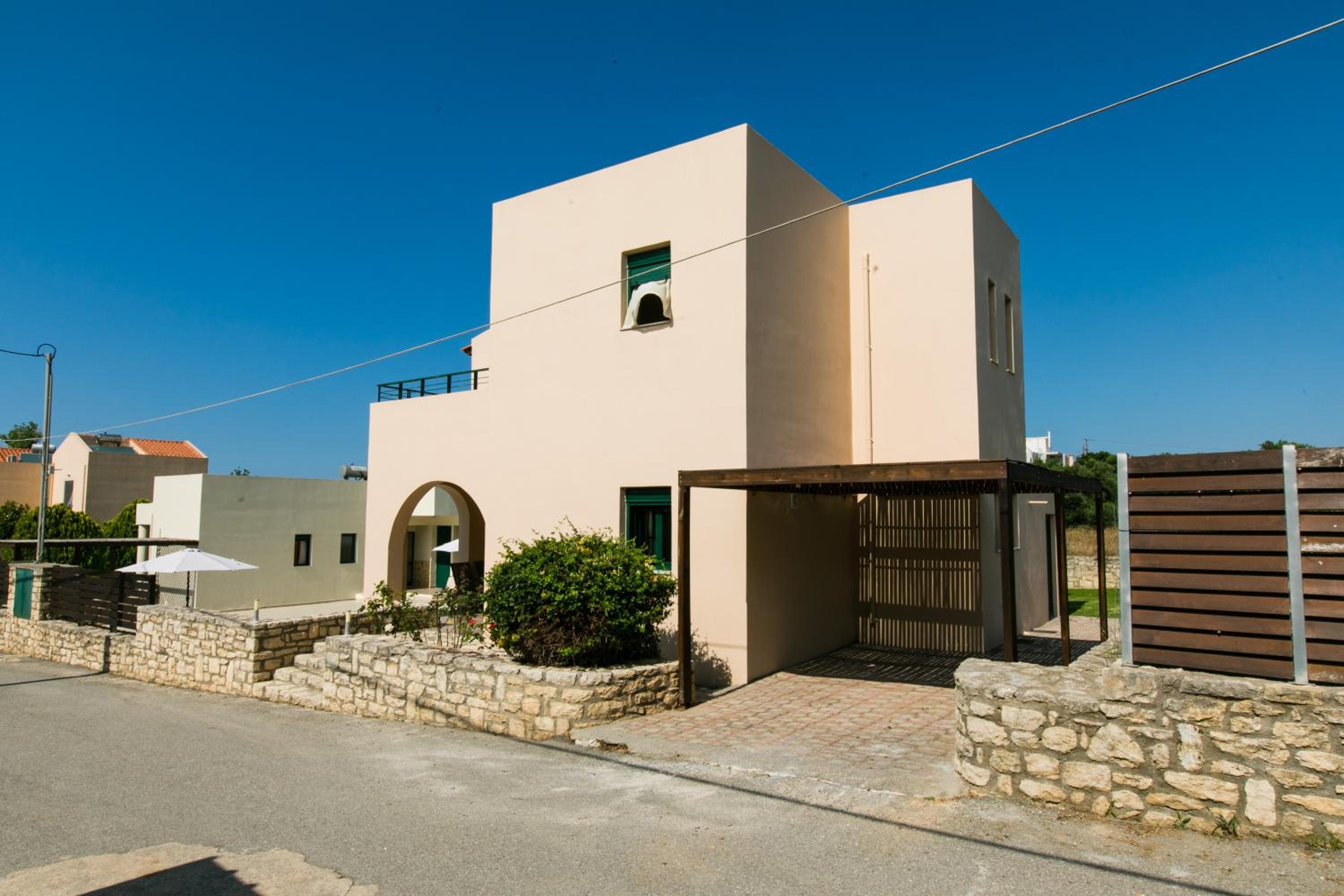 Photo 16