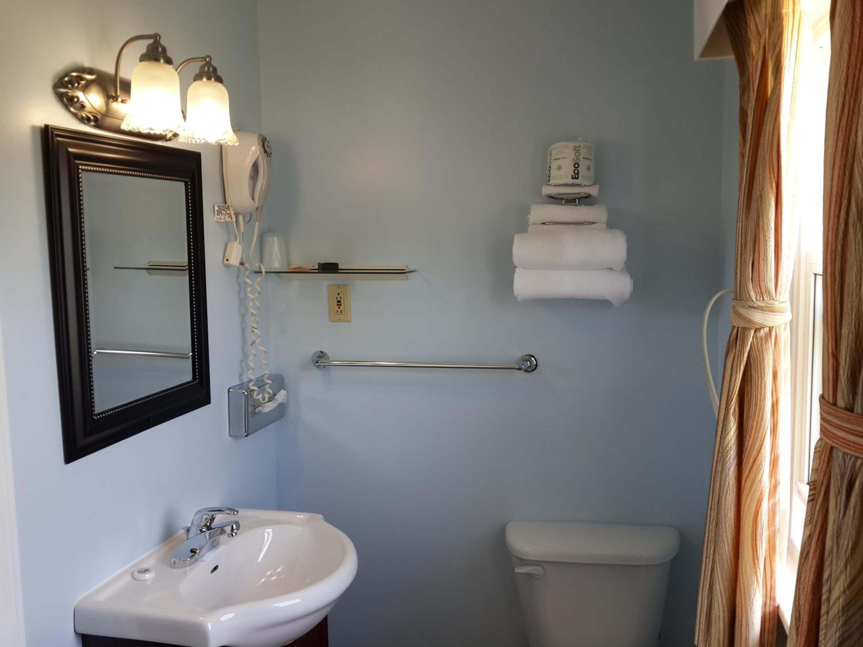 Fox Motor Inn