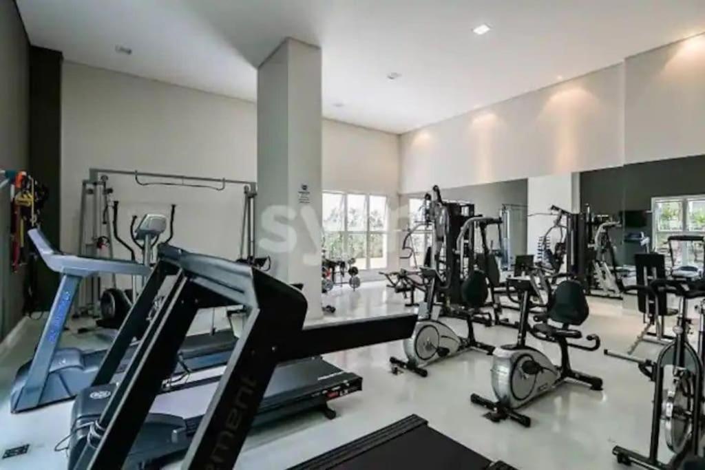 Lindo studio equipado em apartamento clube com academia e conforto no centro de Curitiba - MID Home
