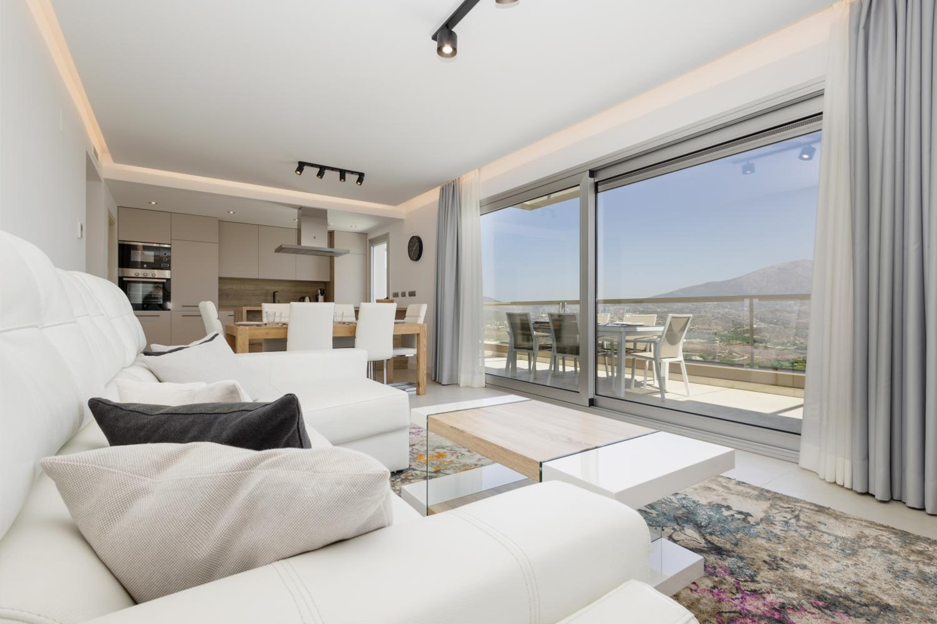 Modern holiday apartment with incredible sea views in La Cala de Mijas