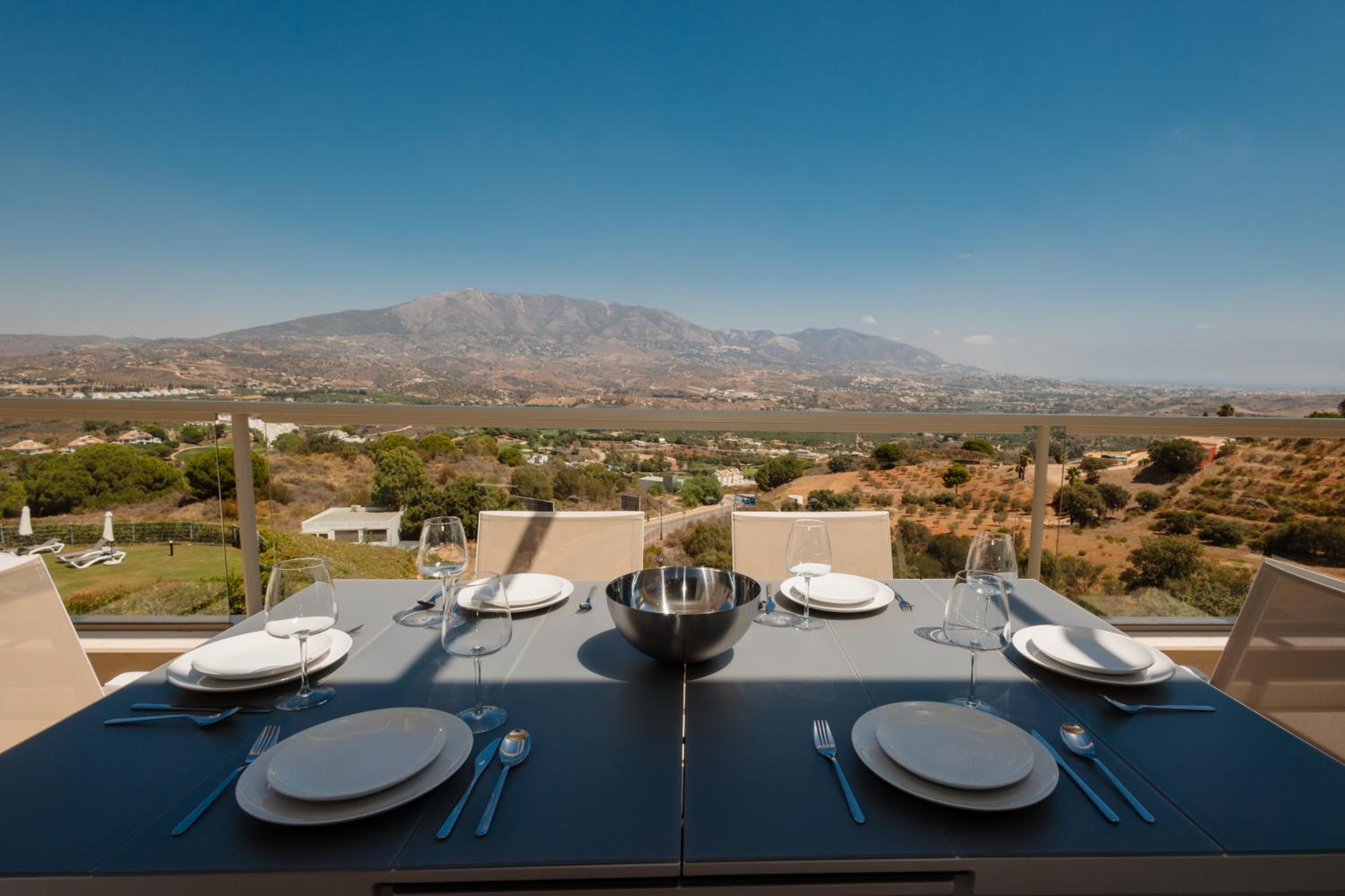 Modern holiday apartment with incredible sea views in La Cala de Mijas