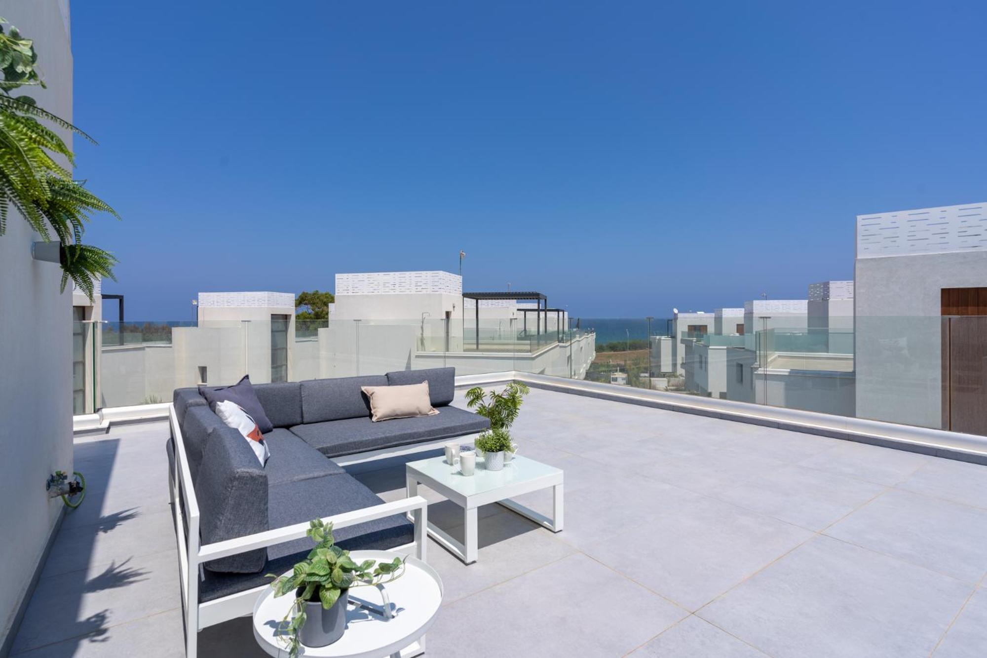 Villa Flora's 3-BR Retreat & Private Pool in Protaras