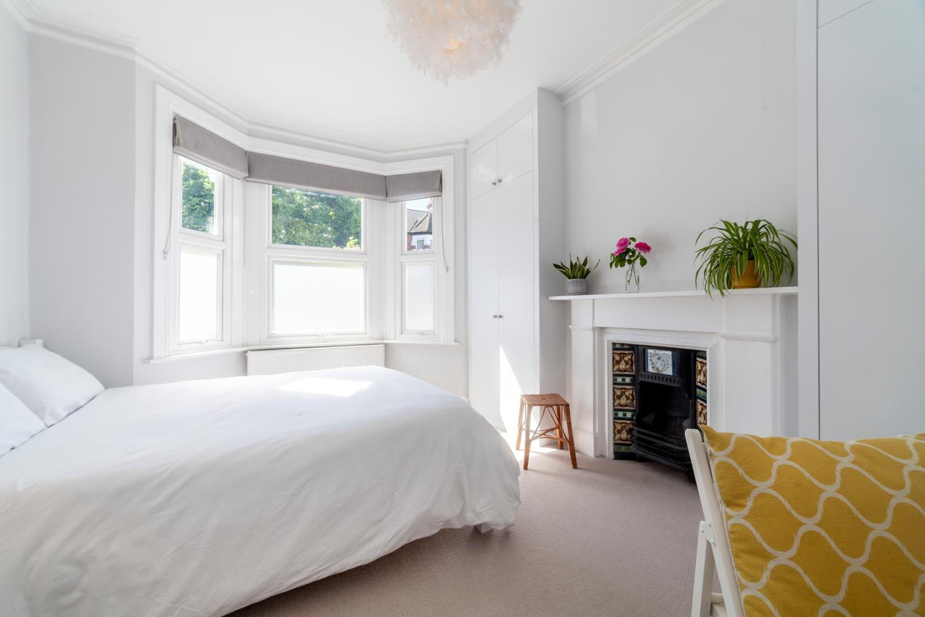 Splendid 2BR wprivate gdn, Fulham