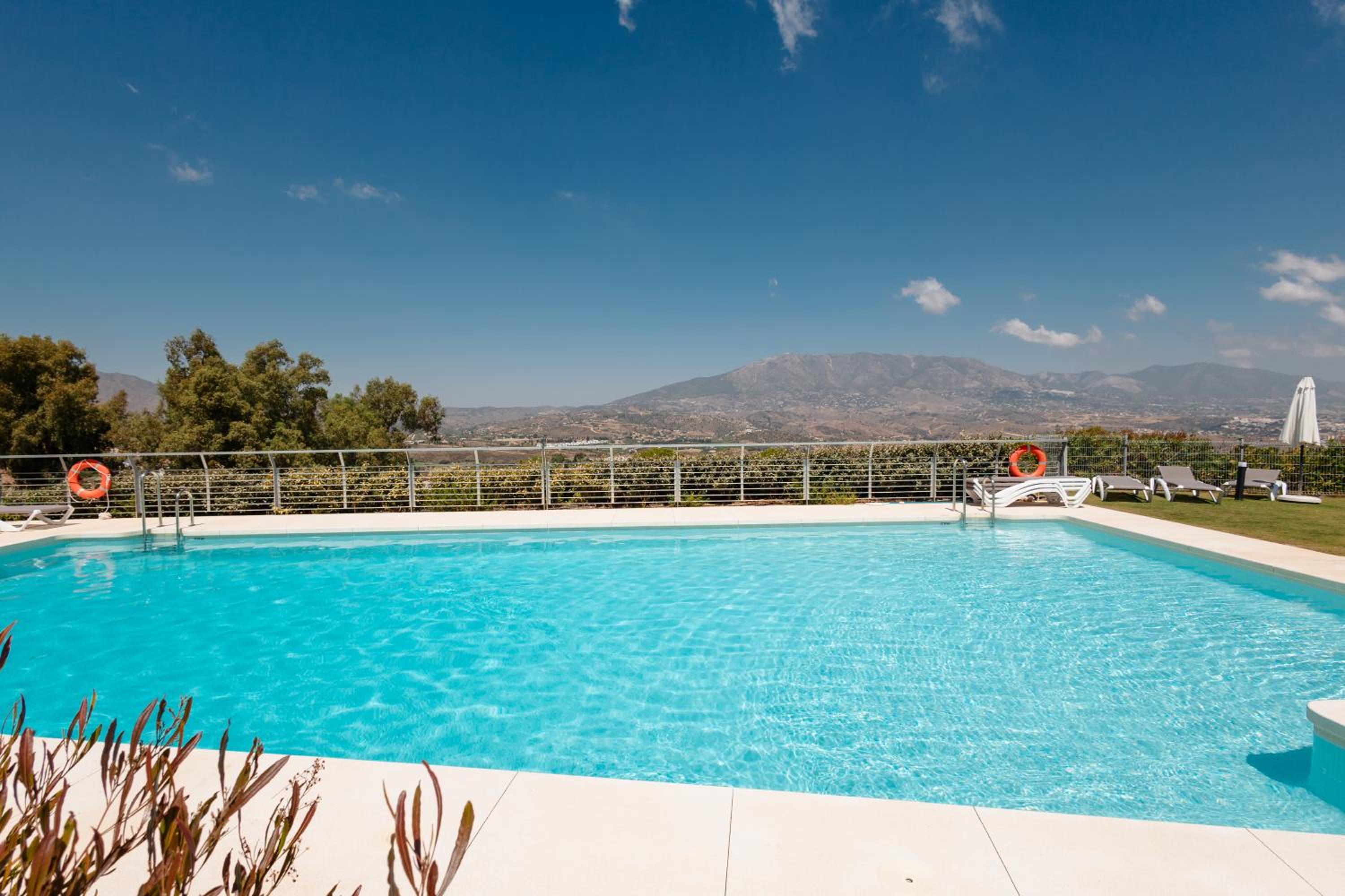Modern holiday apartment with incredible sea views in La Cala de Mijas