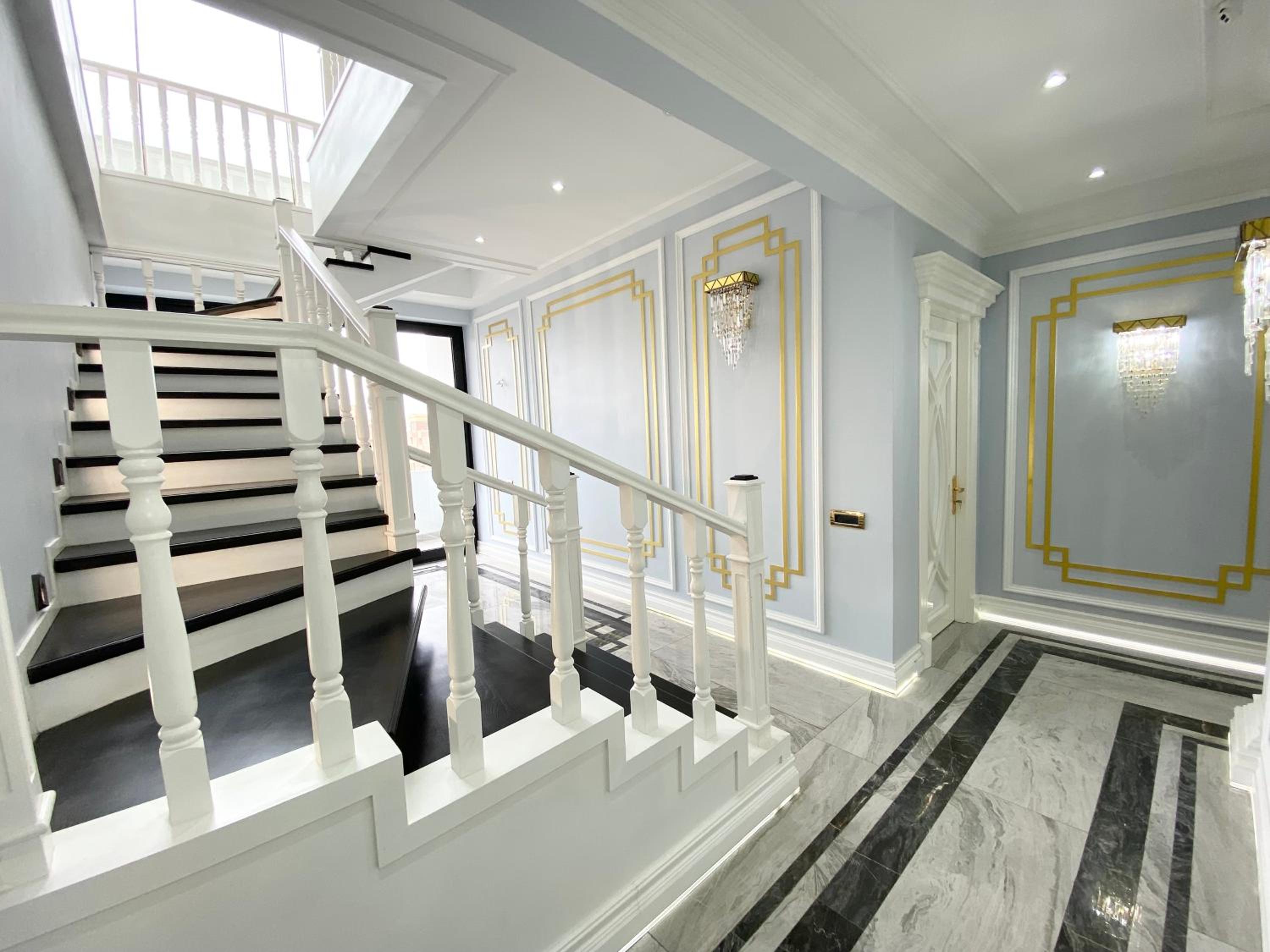 Luxury City Center Apartment