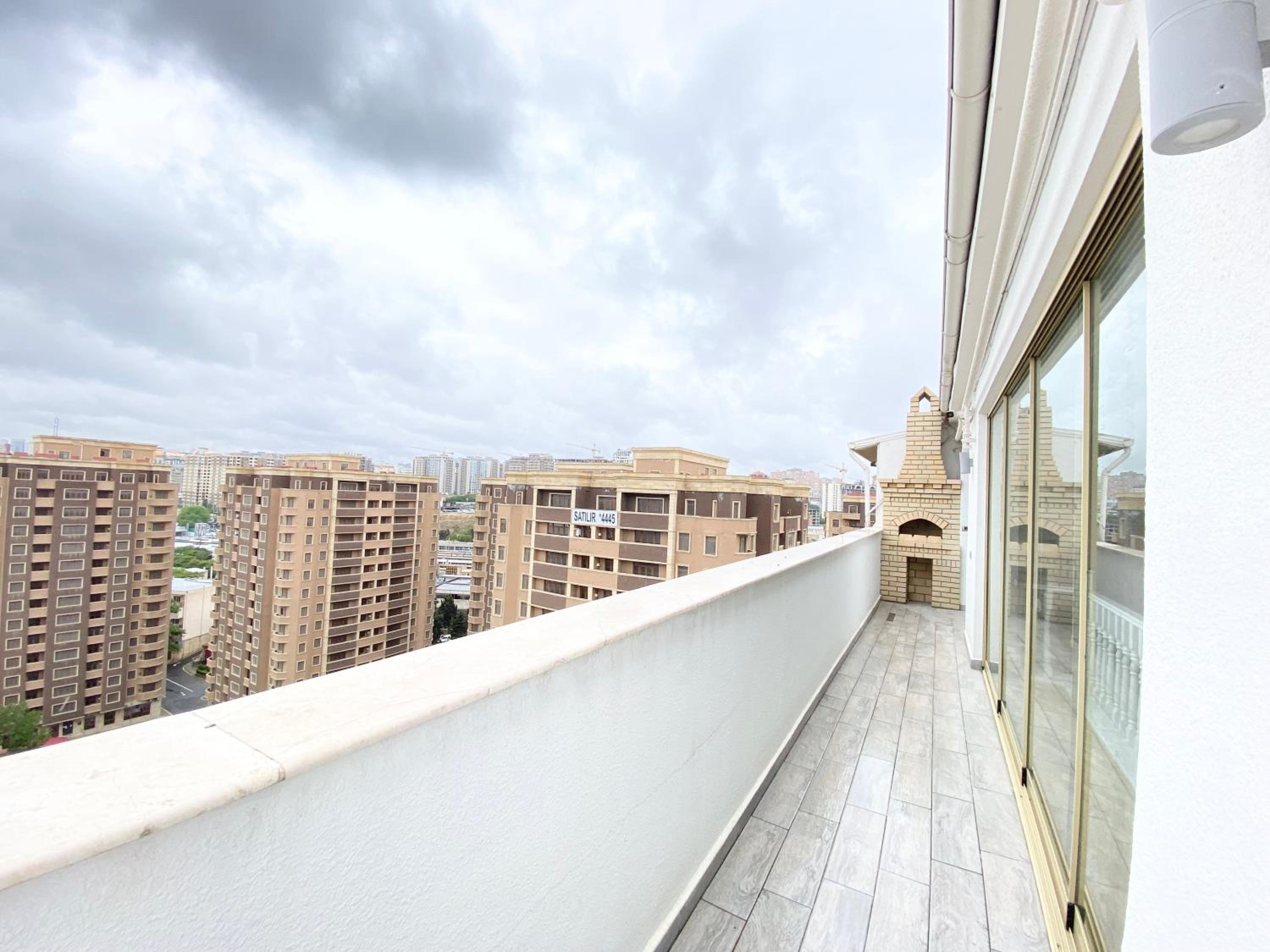 Luxury City Center Apartment
