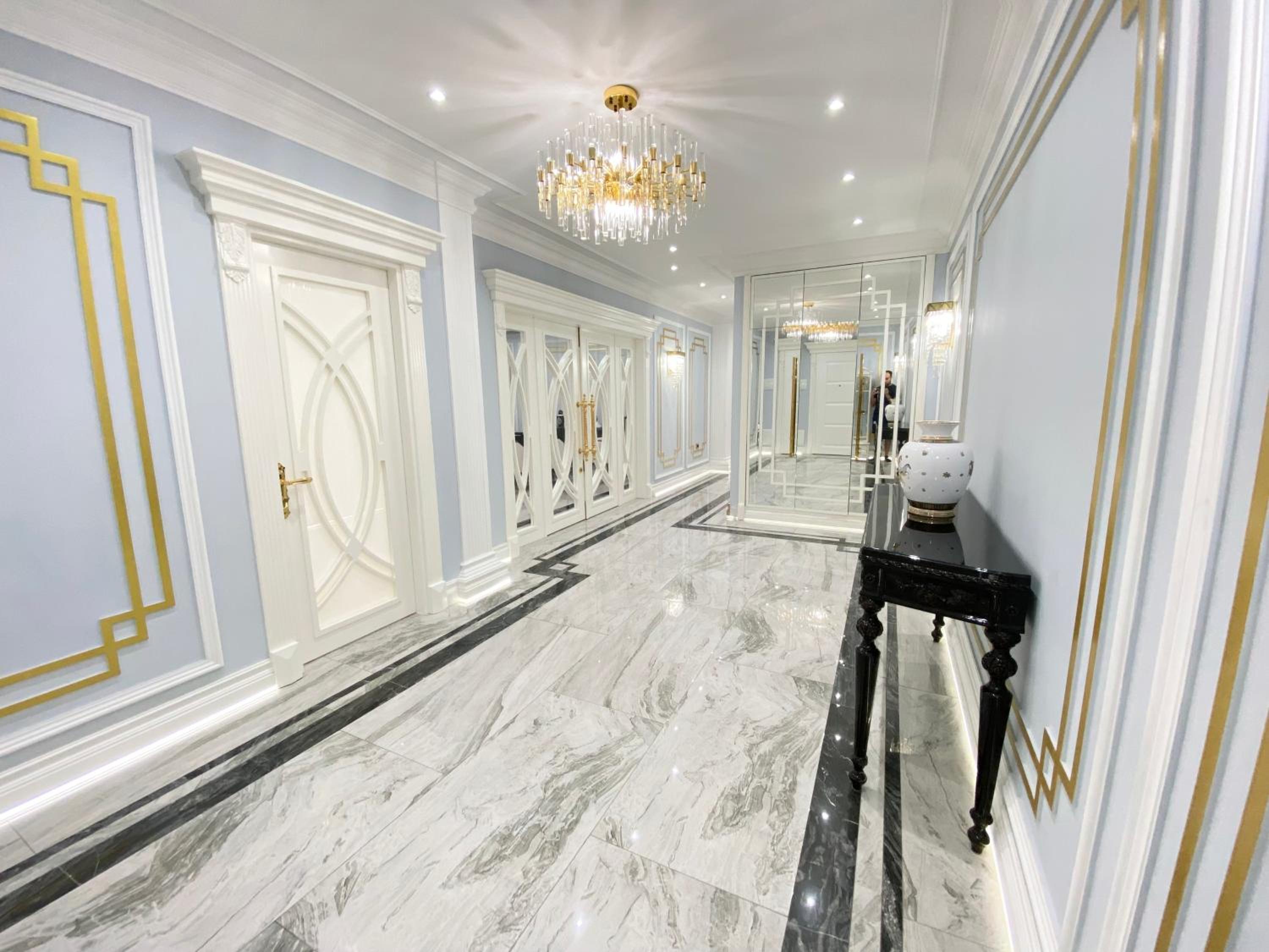 Luxury City Center Apartment