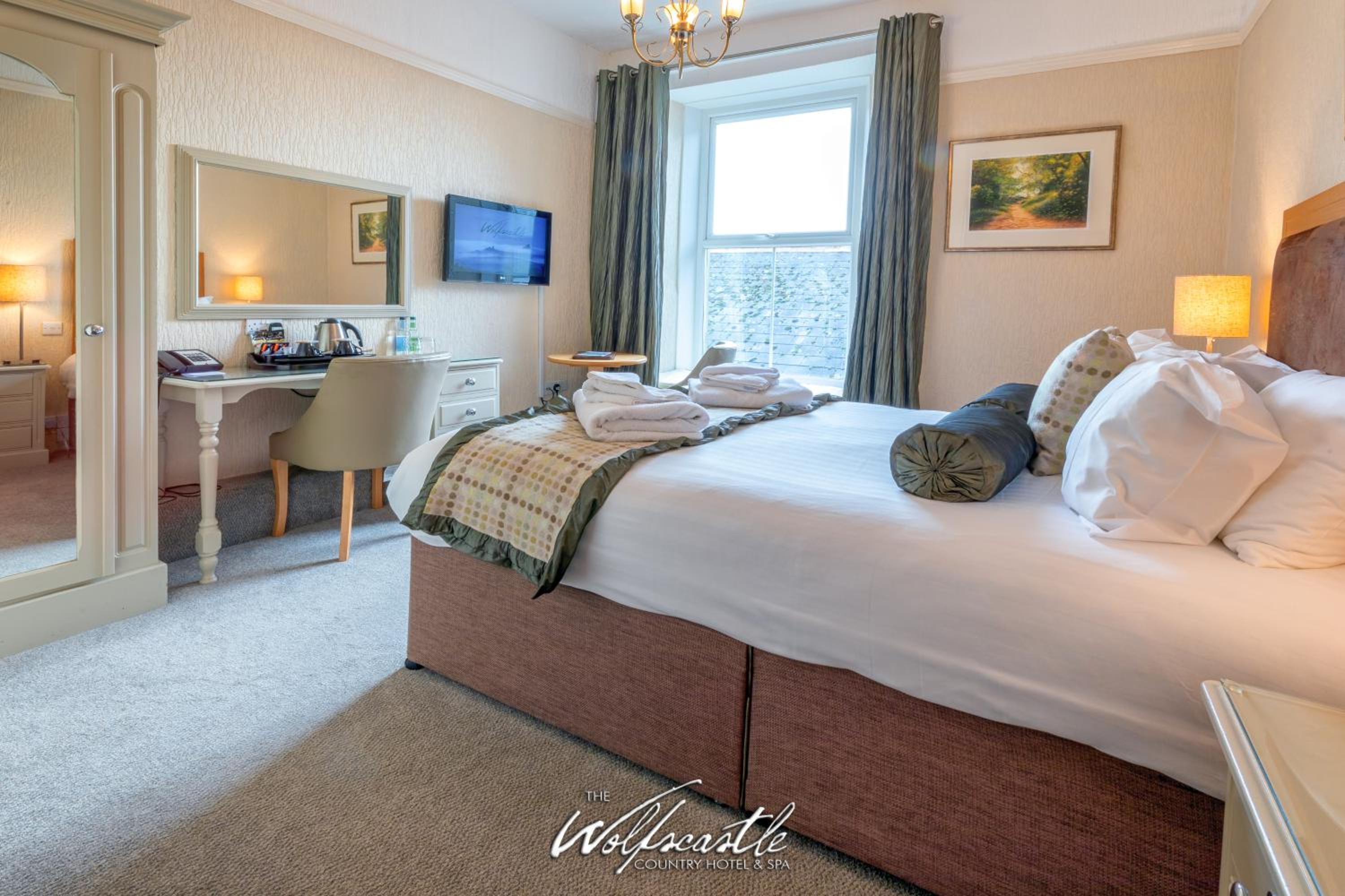 Wolfscastle Country Hotel