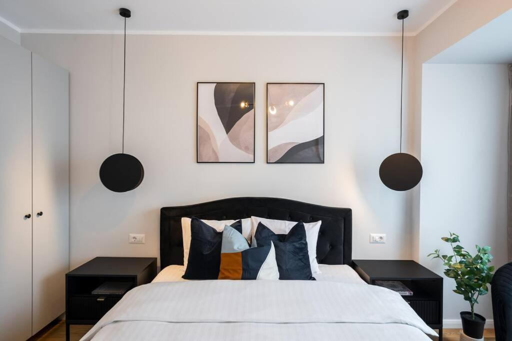Bright & Calm - 2BR - Top Location view 5