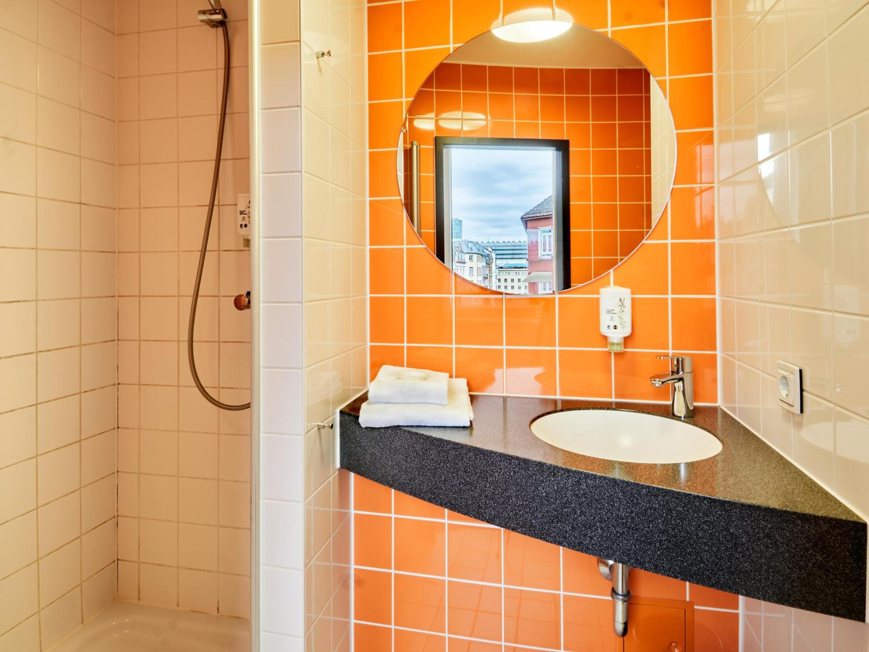 BB HOTEL Frankfurt-Hbf - Property Image 11