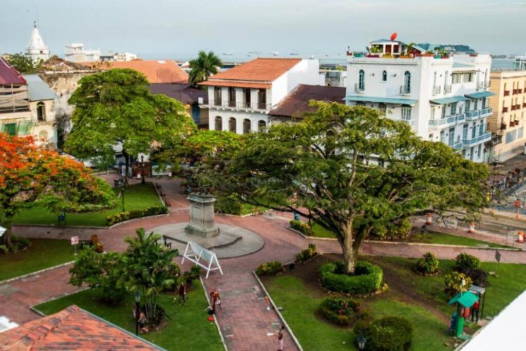 Amazing experience 2BR 2BTH Casco Viejo w/Rooftop view 3
