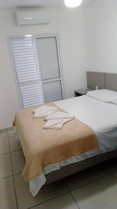 Alto Padrão Tenório 2suites com ar, wifi e piscina