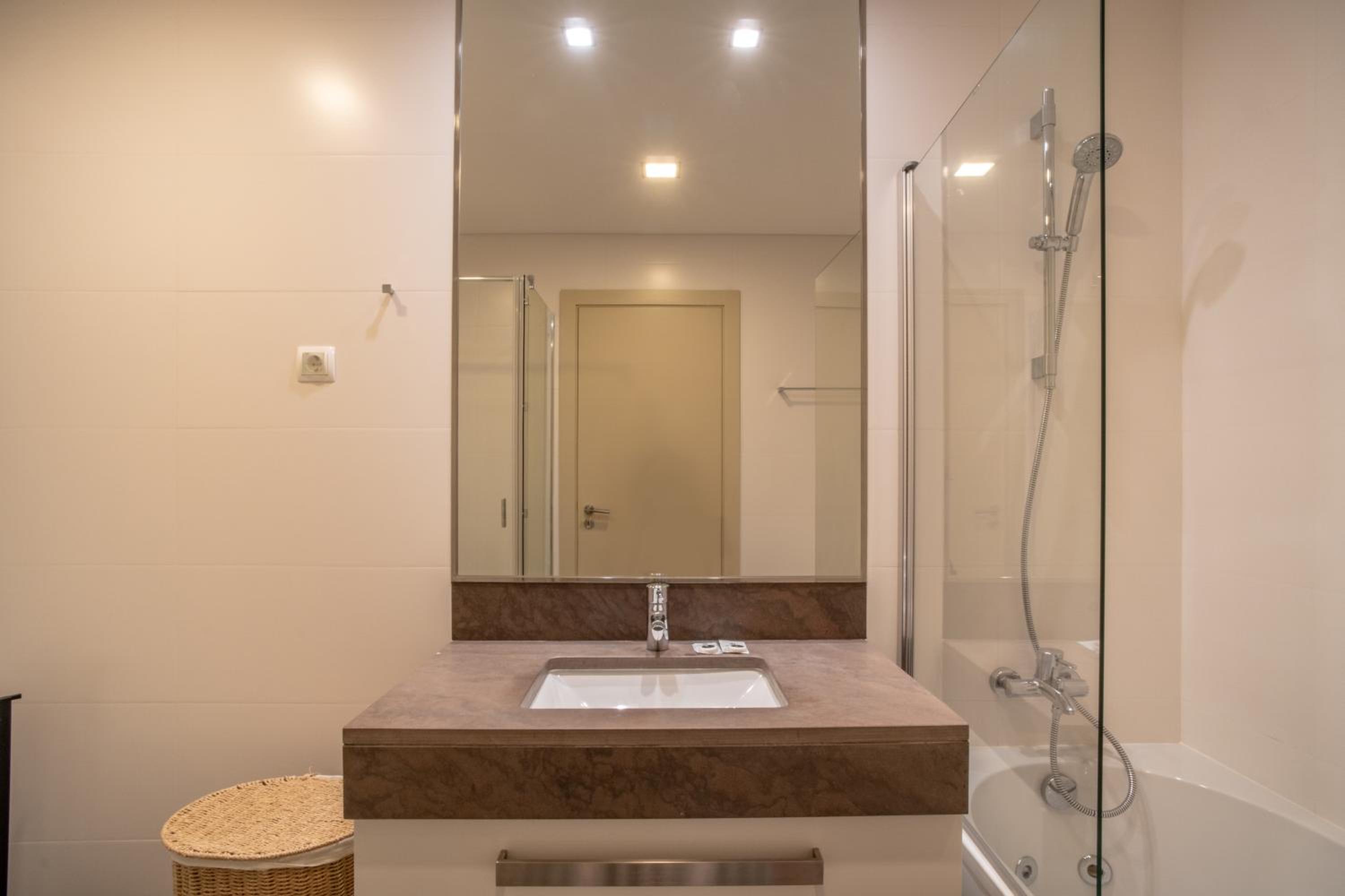 The Stylish Apt. of Madeira Palace CC view 4