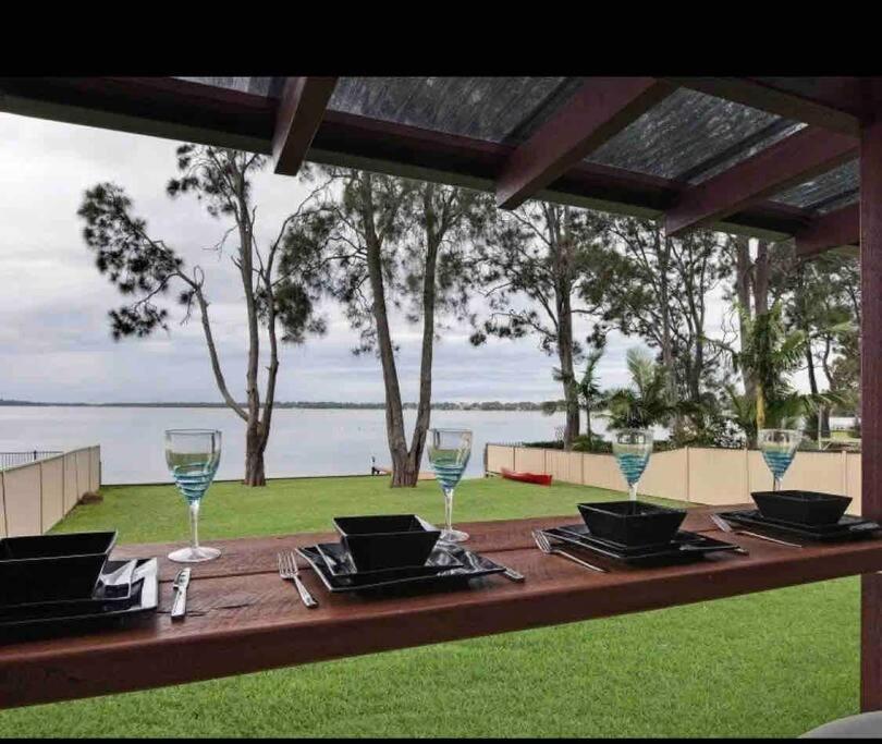 Waterfront Lake House with private jetty