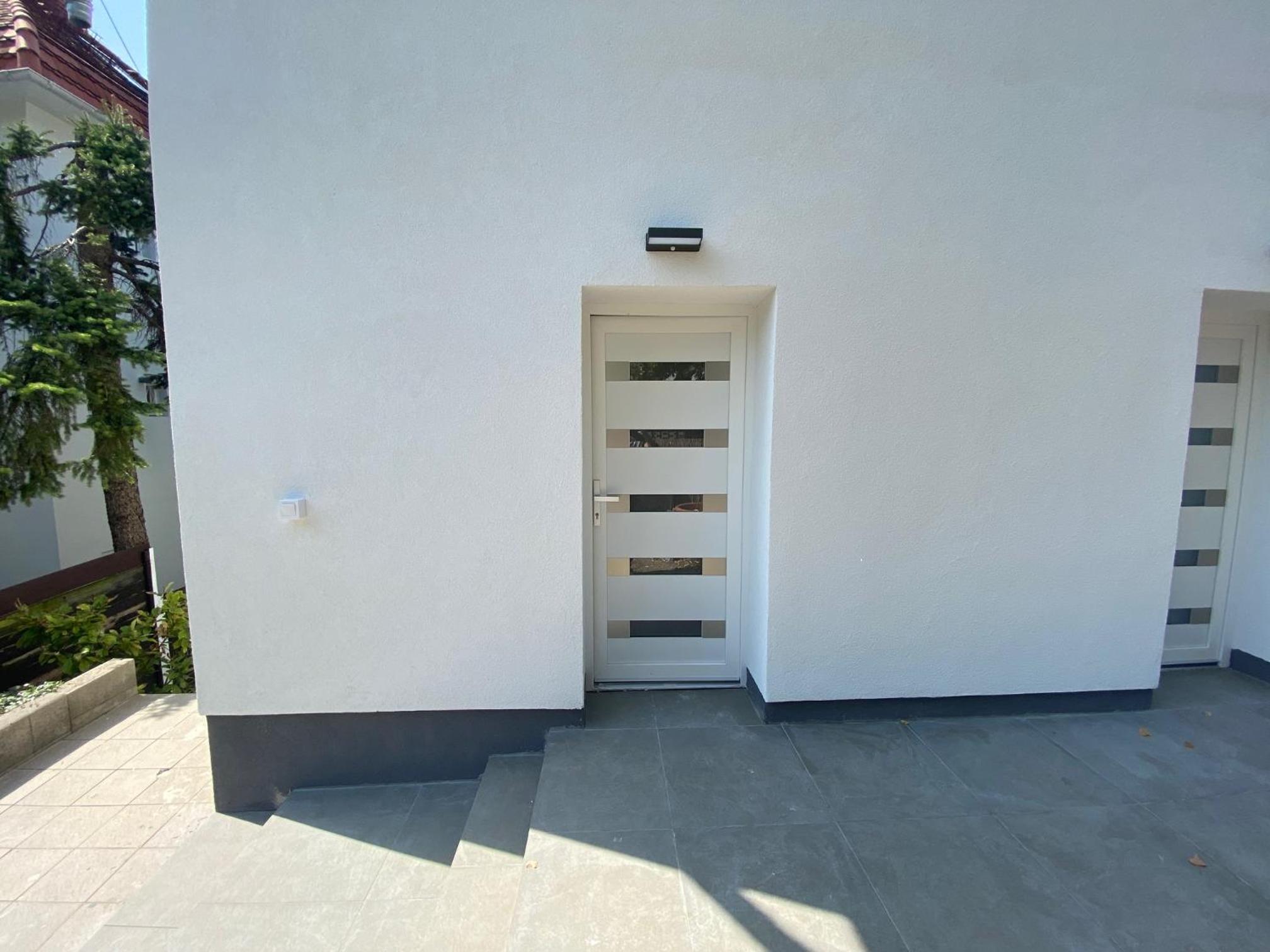 Benjamin Apartman