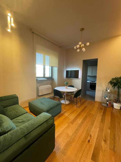 New Residence on Lungarno Soderini near Ponte Vecchio