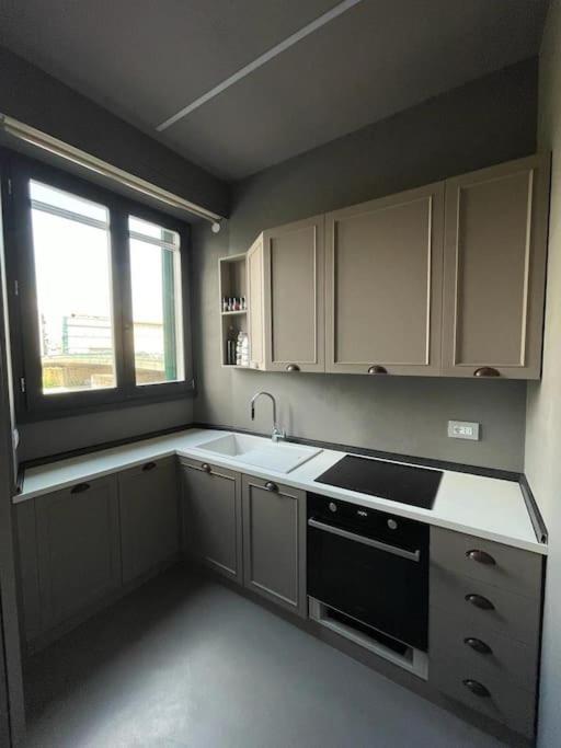 New Residence on Lungarno Soderini near Ponte Vecchio