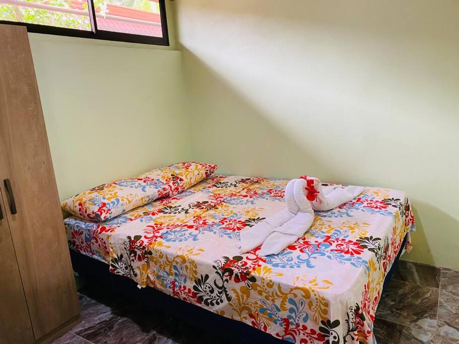 Casita Colorada, Sierpe de Osa