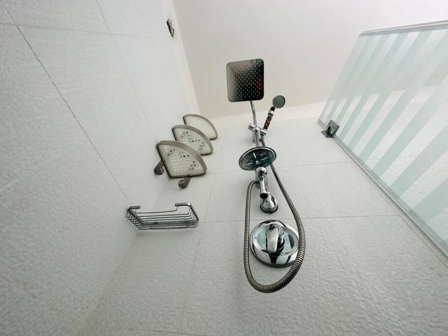 Great 2 BR apartment view to the garden view 2