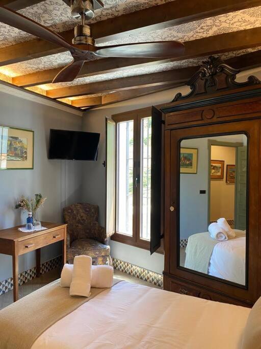Casa Sierraverde Fuenteheridos by MSHOLIDAYS