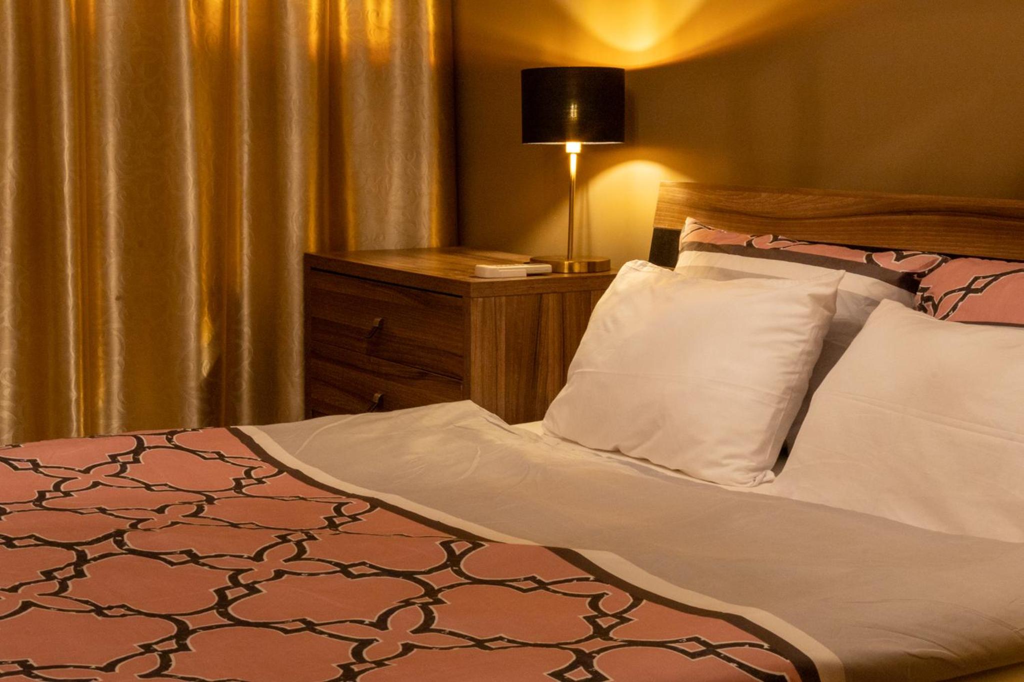 Romance Apartment Golden Line for Rent