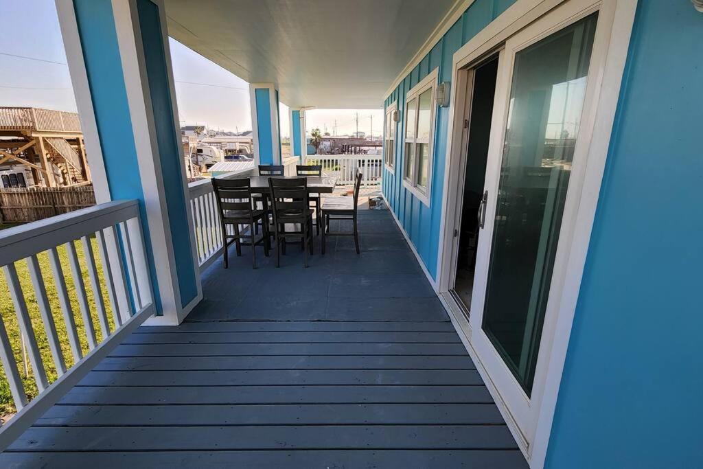 Acapulco - Upstairs Beachview Beauty 50 steps to a private beach! BYOT view 3
