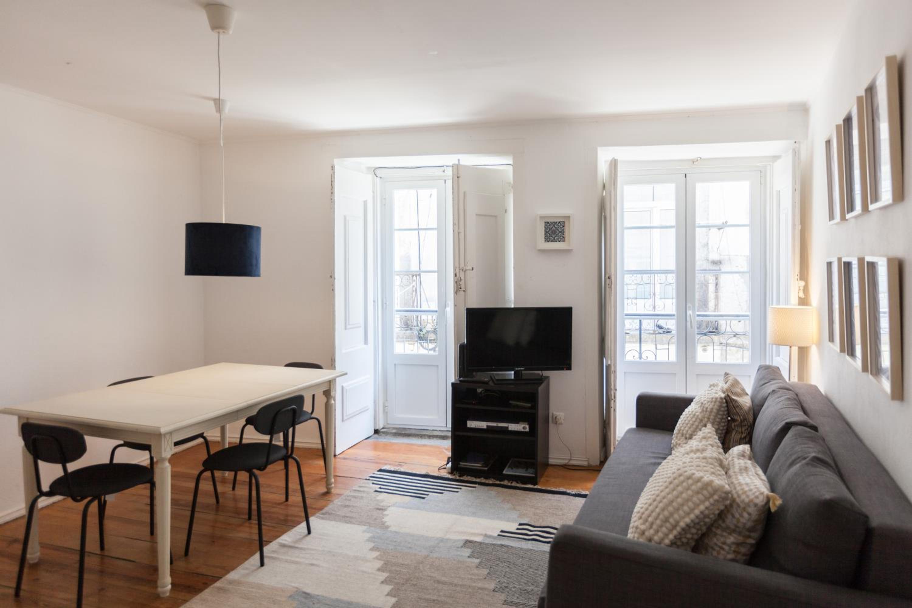 FLH - Central Flat in Bairro Alto view 4