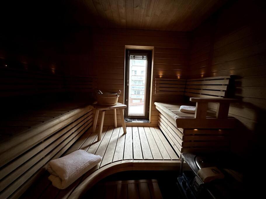 Reindeer's Luxury City Suite