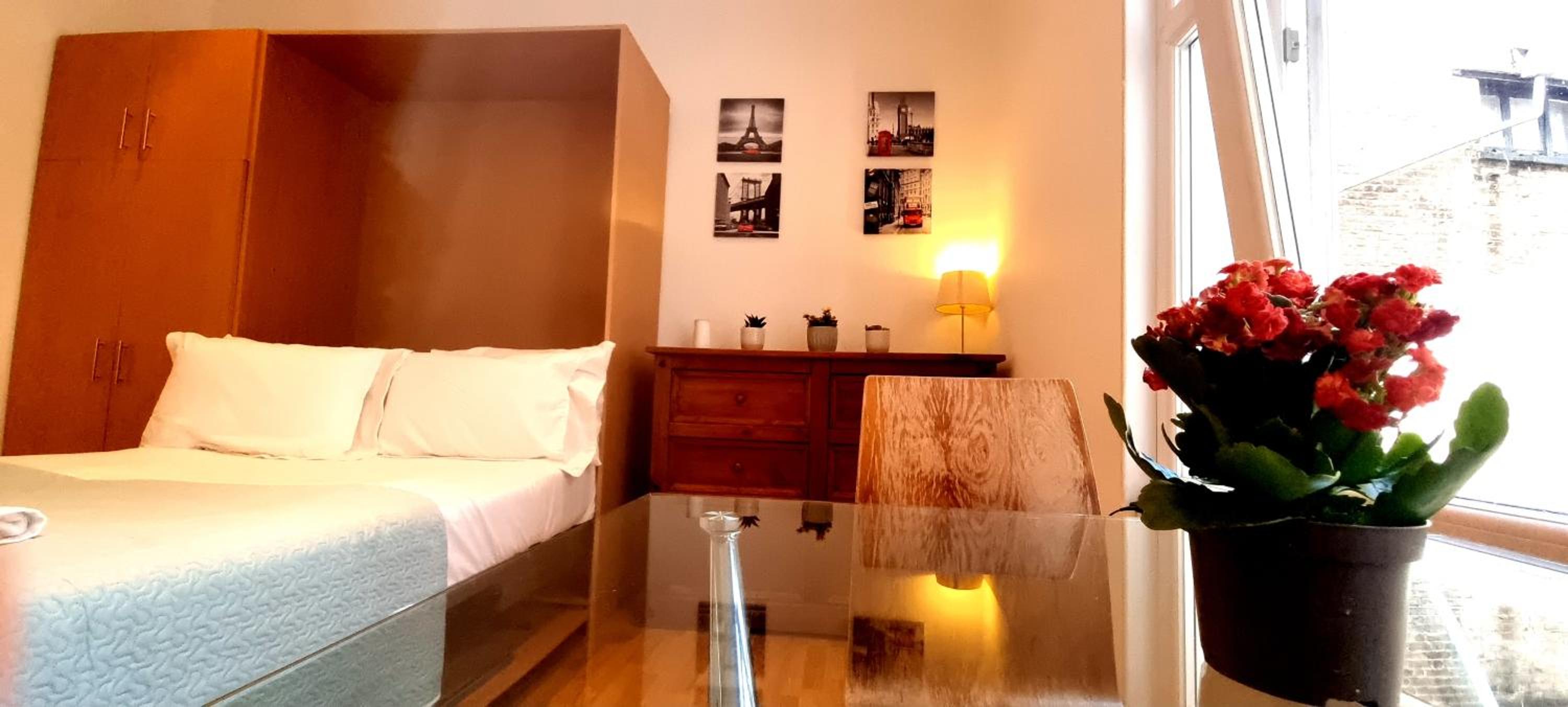 hotel room