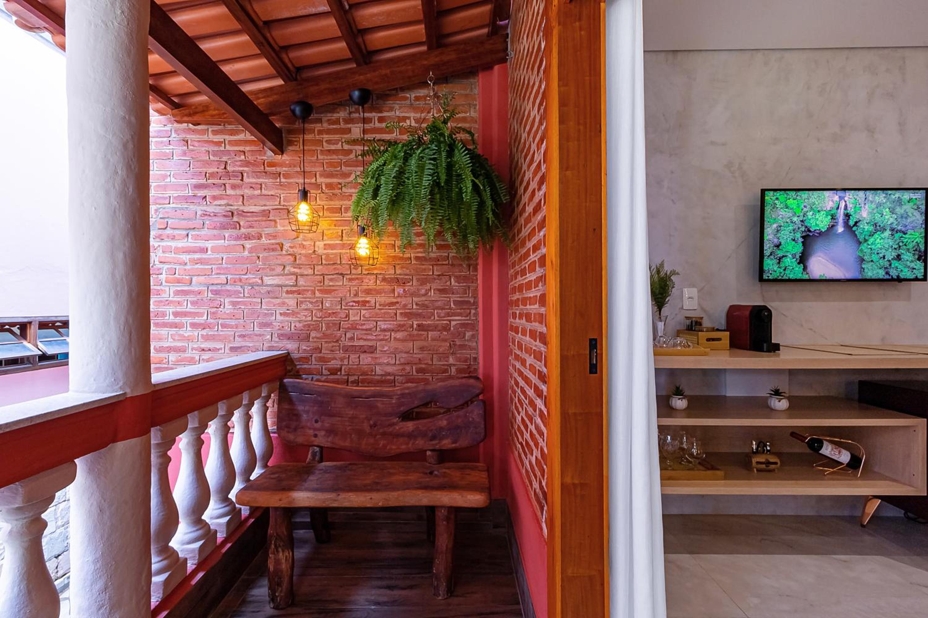 Hotel Pousada Villa Mariana - Image 1