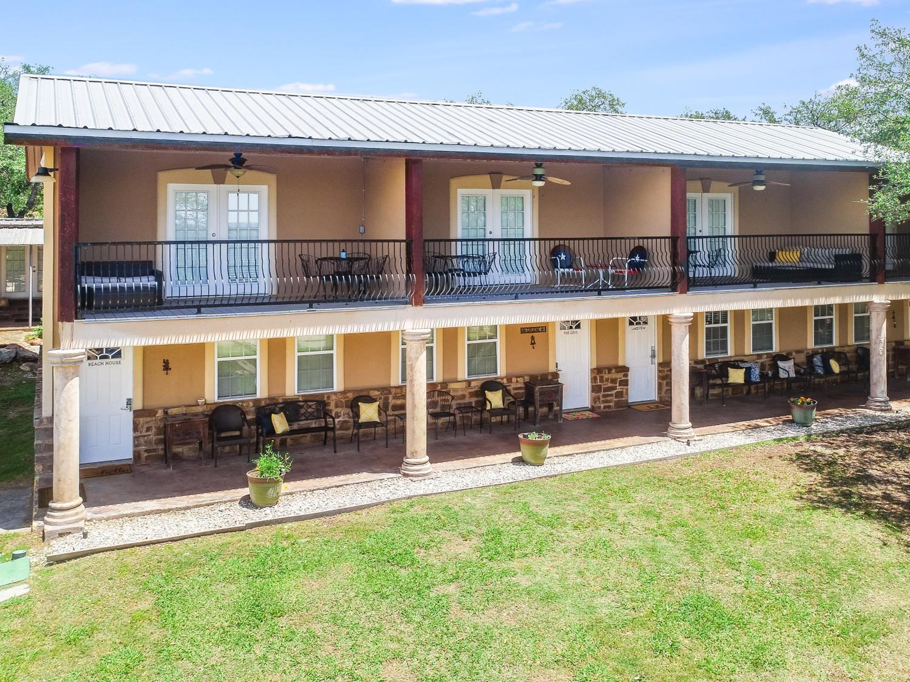 Canyon Lake Condos at Stillwater Ranch view 3