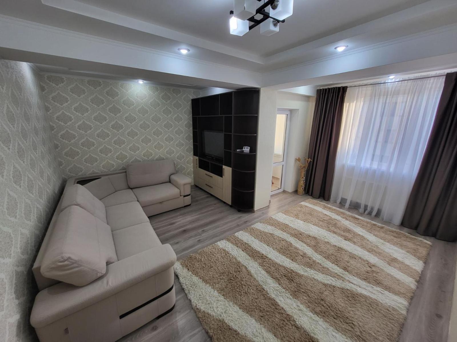 Apartment Buiucani view 2