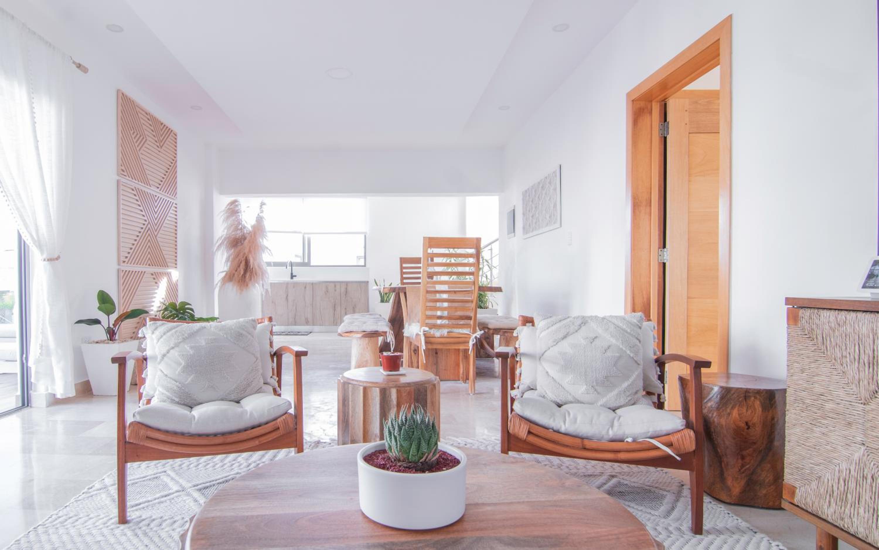 New Beachfront Penthouse Punta Popy