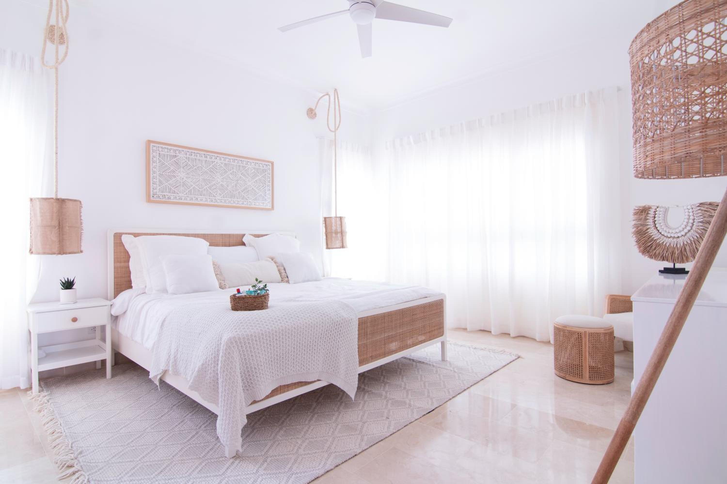 New Beachfront Penthouse Punta Popy