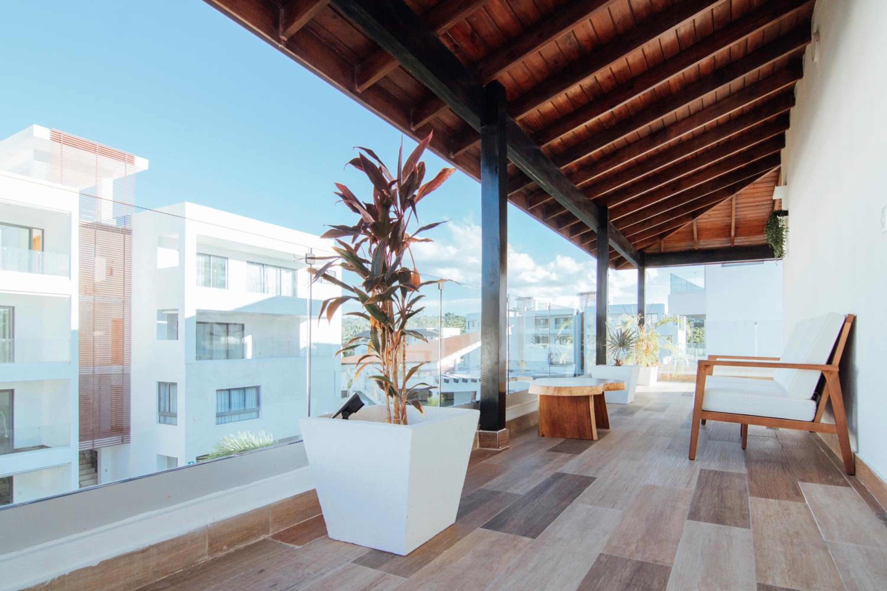 New Beachfront Penthouse Punta Popy