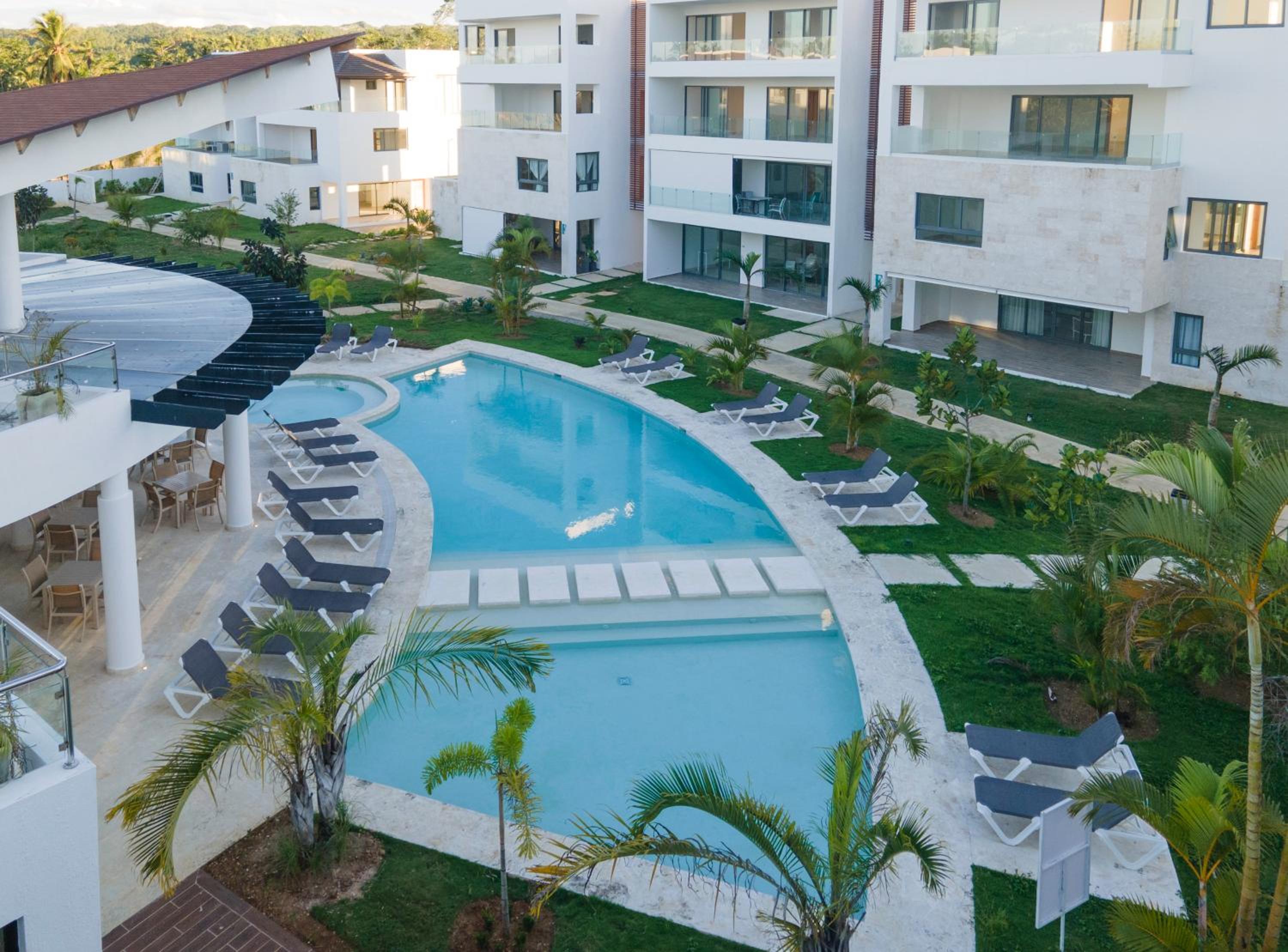 New Beachfront Penthouse Punta Popy