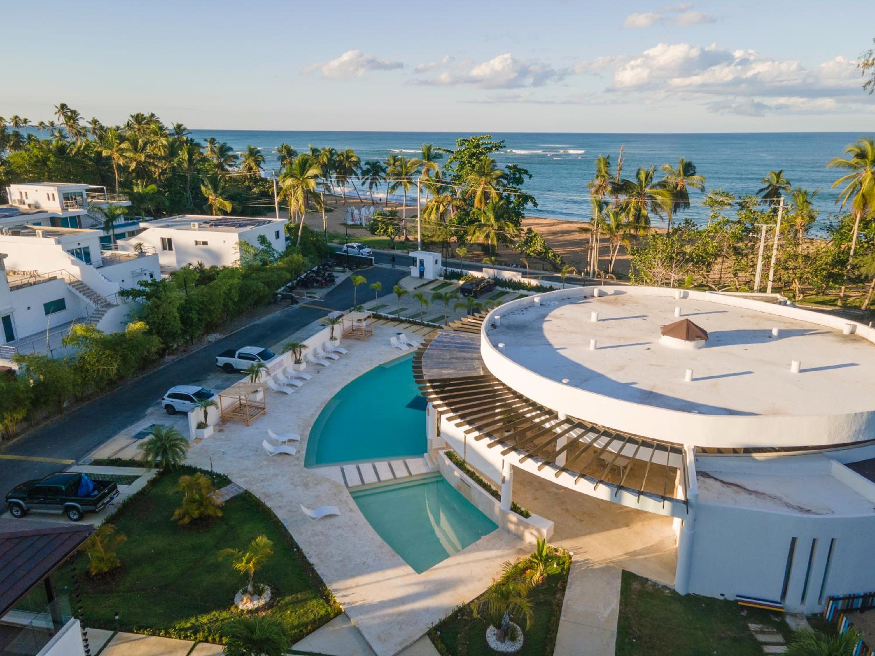 New Beachfront Penthouse Punta Popy