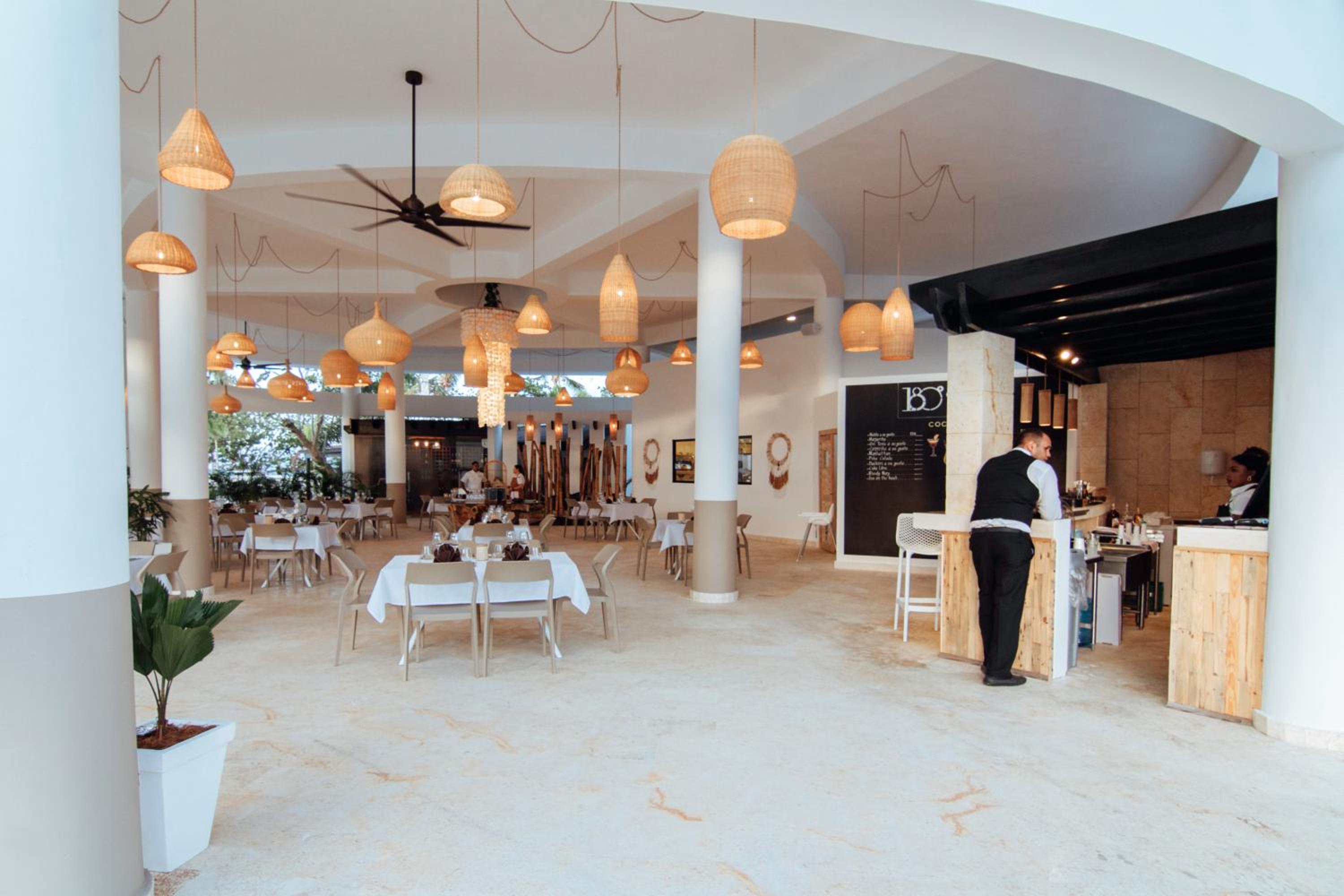 New Beachfront Penthouse Punta Popy